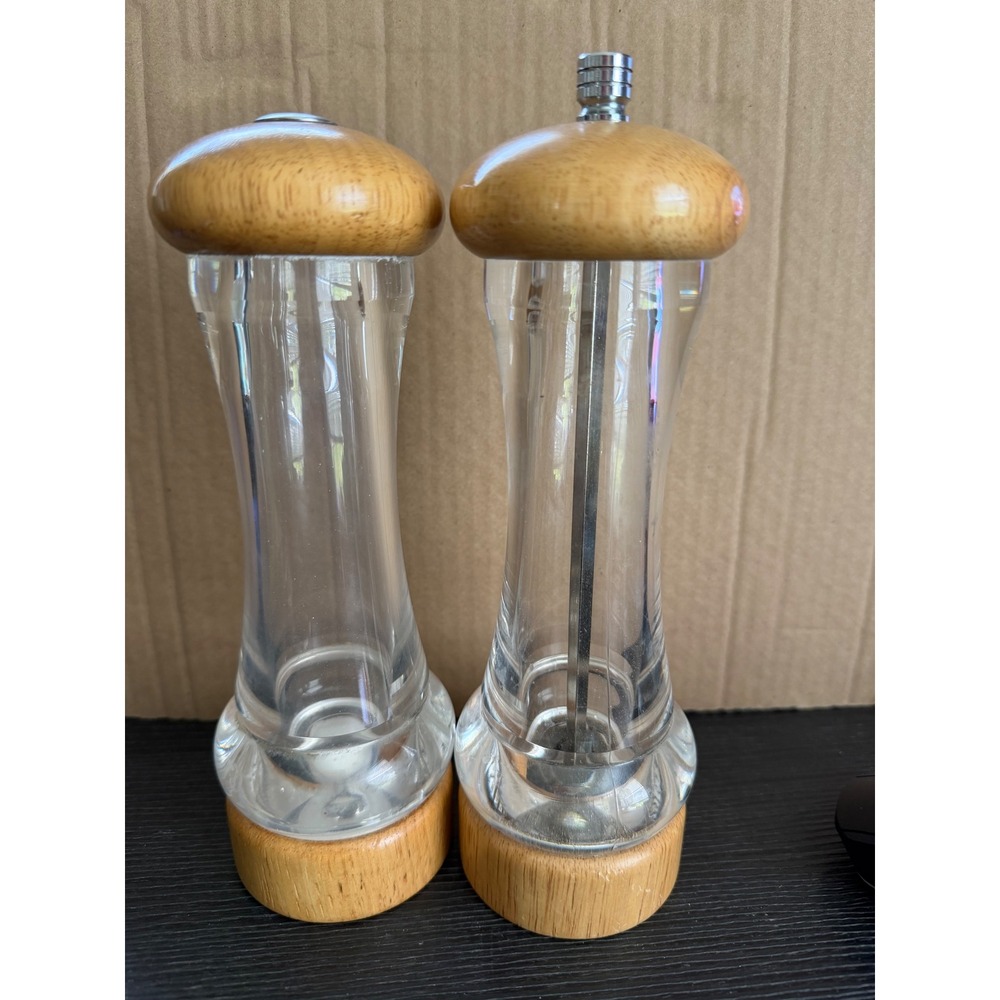 Vintage‎ Olde Thompson Wood Lucite Acrylic Salt Shaker & Pepper Mill 8" Tall